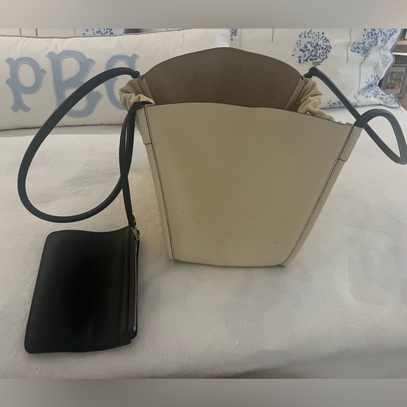 VGUC Proenza Schouler Large Ruched Handbag with dustbag - Picture 8 of 9